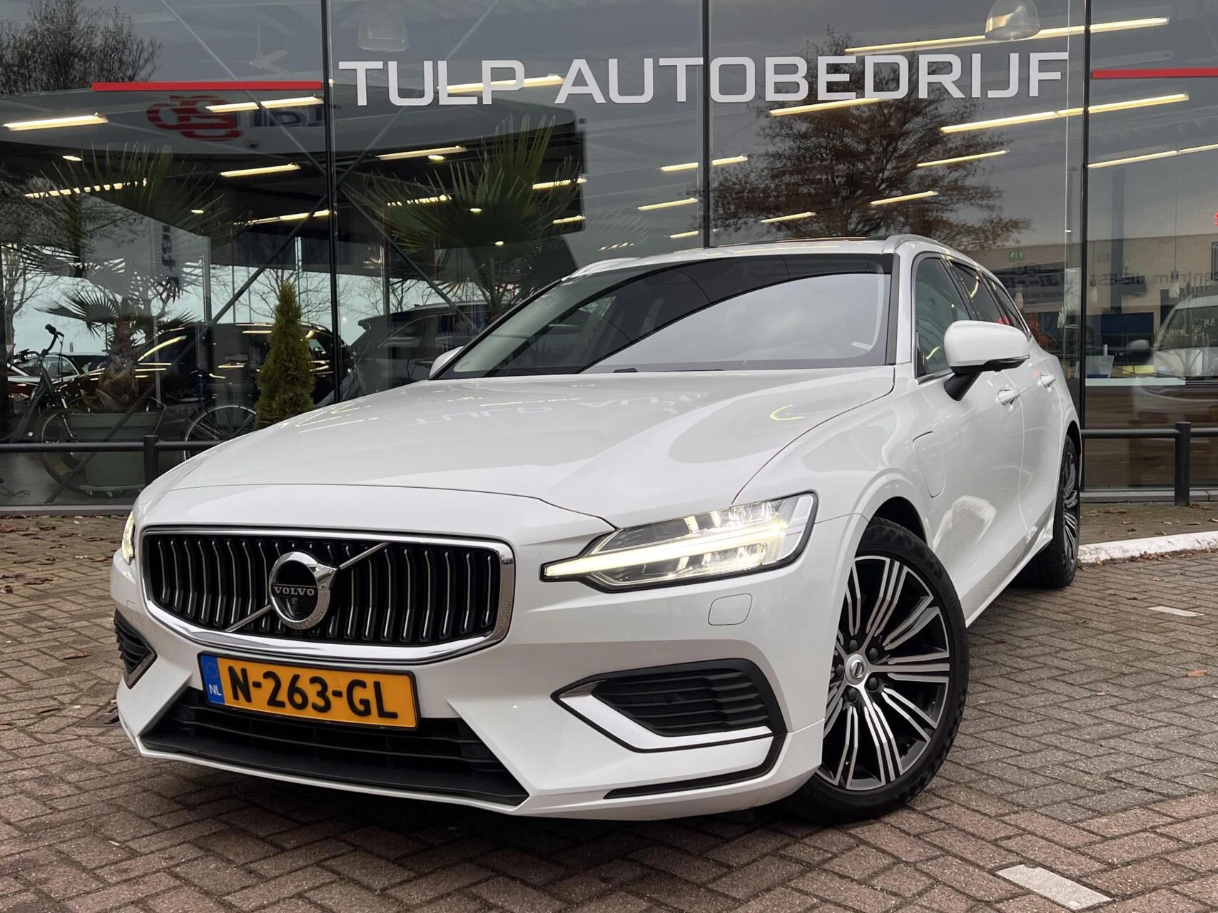 Hoofdafbeelding Volvo V60