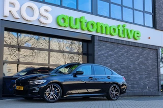 BMW 3 Serie 330i M-Sport Business Edition Plus | NAP! | TOPSTAAT! | M-SPORT | PANO | LASER | MEMORY | H&K | CARBON INTERIEUR
