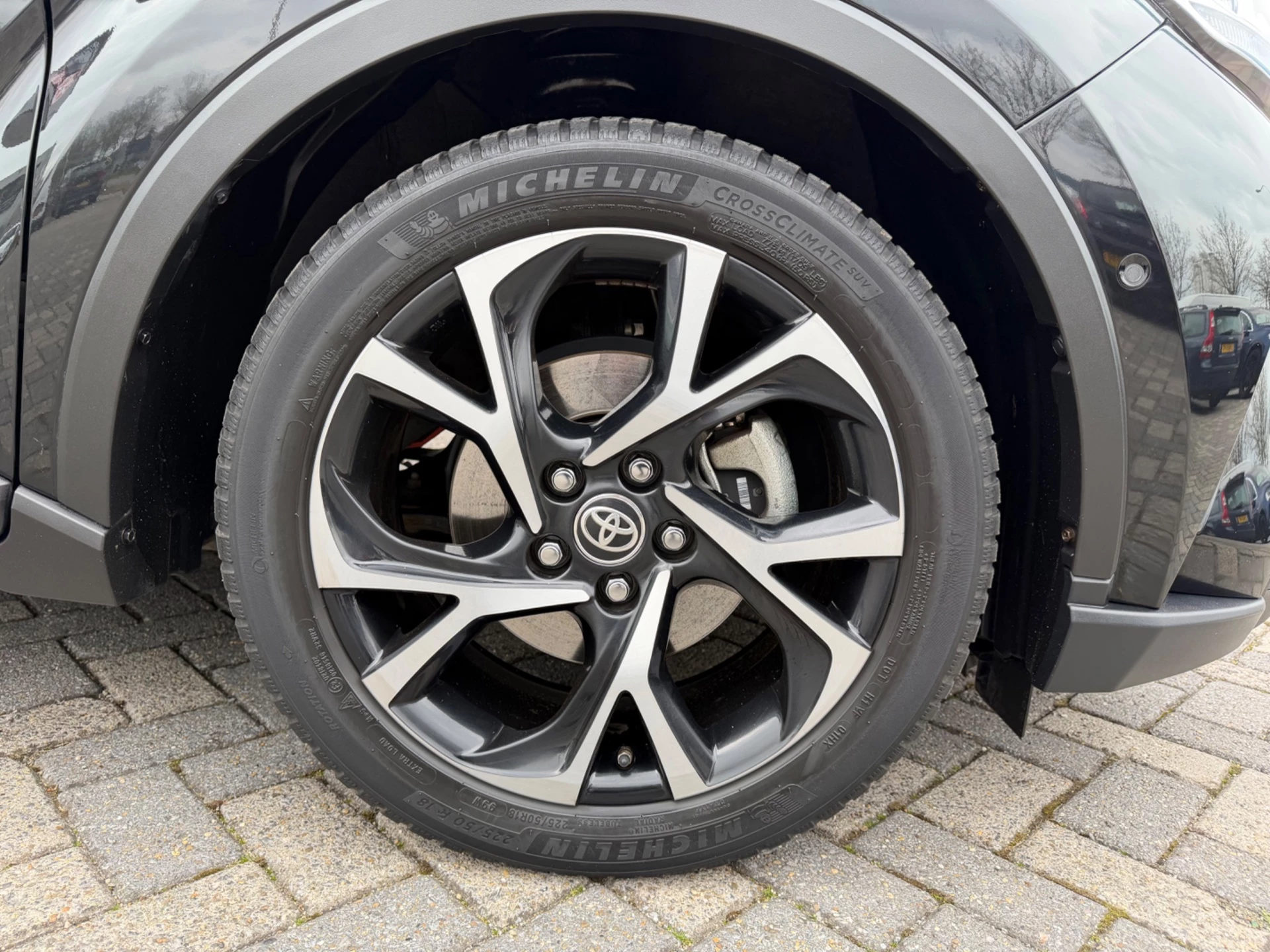 Hoofdafbeelding Toyota C-HR