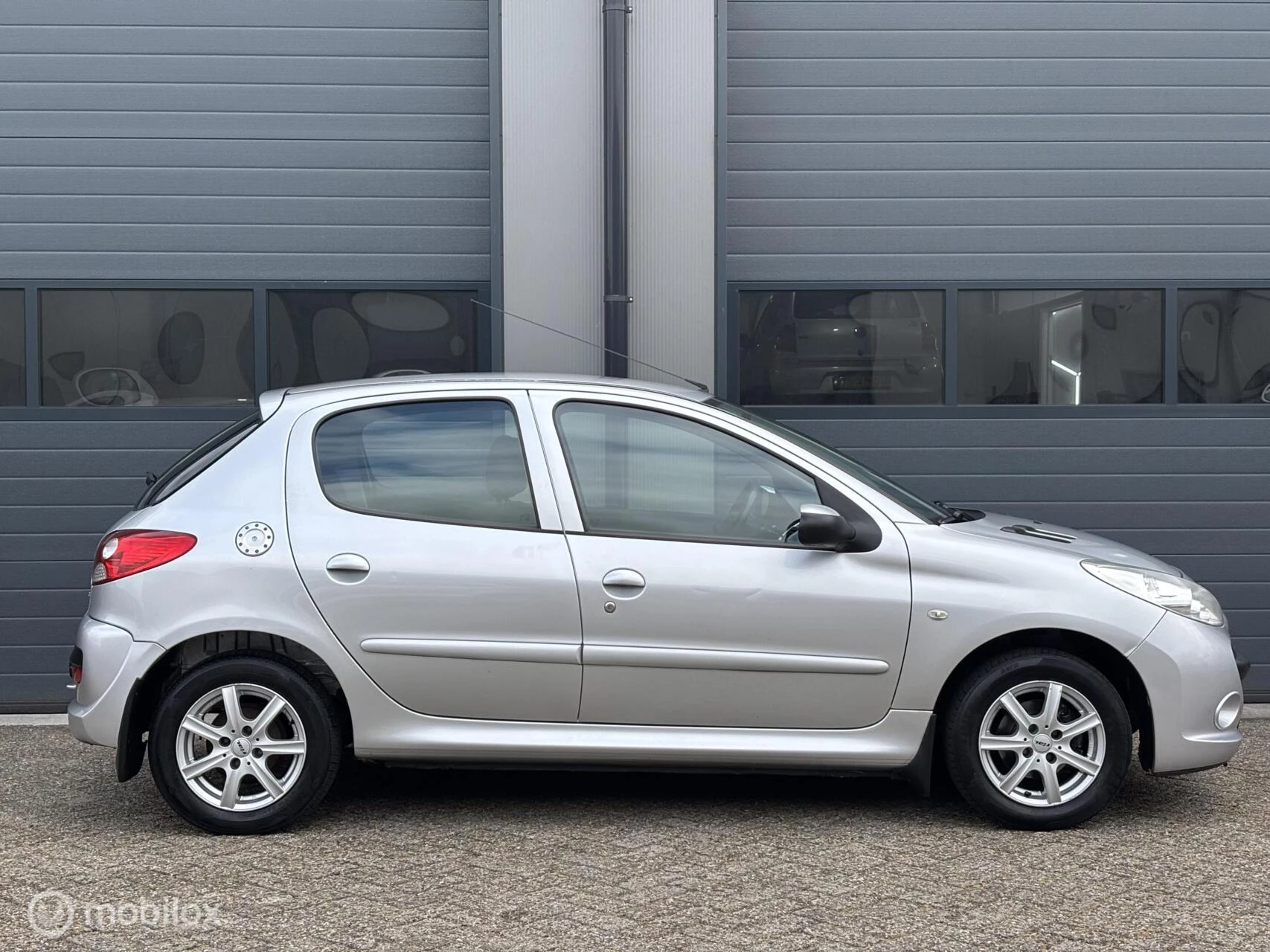 Hoofdafbeelding Peugeot 206