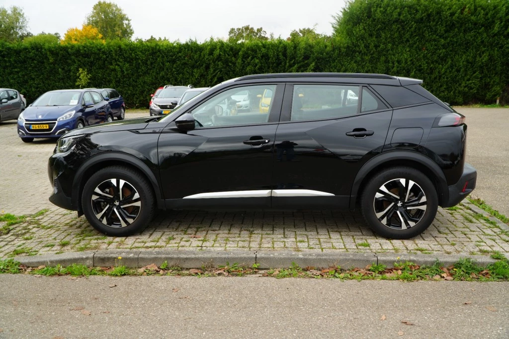 Hoofdafbeelding Peugeot e-2008