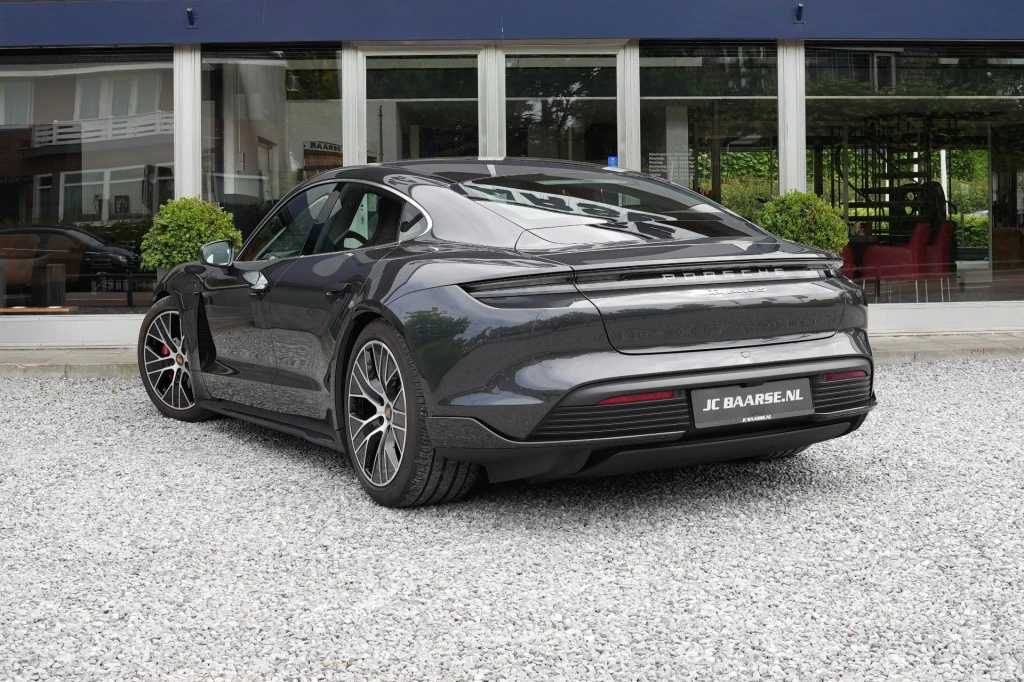 Hoofdafbeelding Porsche Taycan