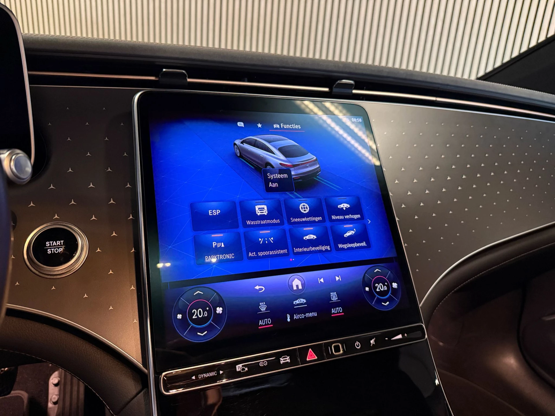 Hoofdafbeelding Mercedes-Benz EQS