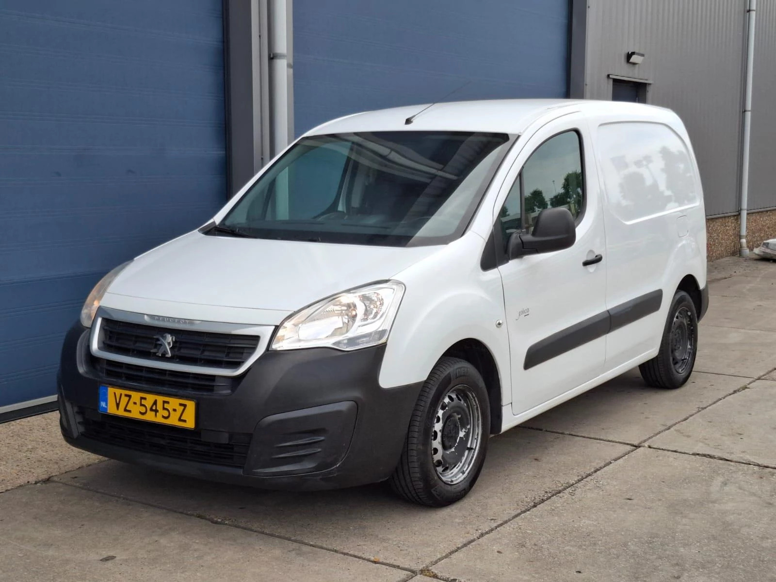 Hoofdafbeelding Peugeot Partner
