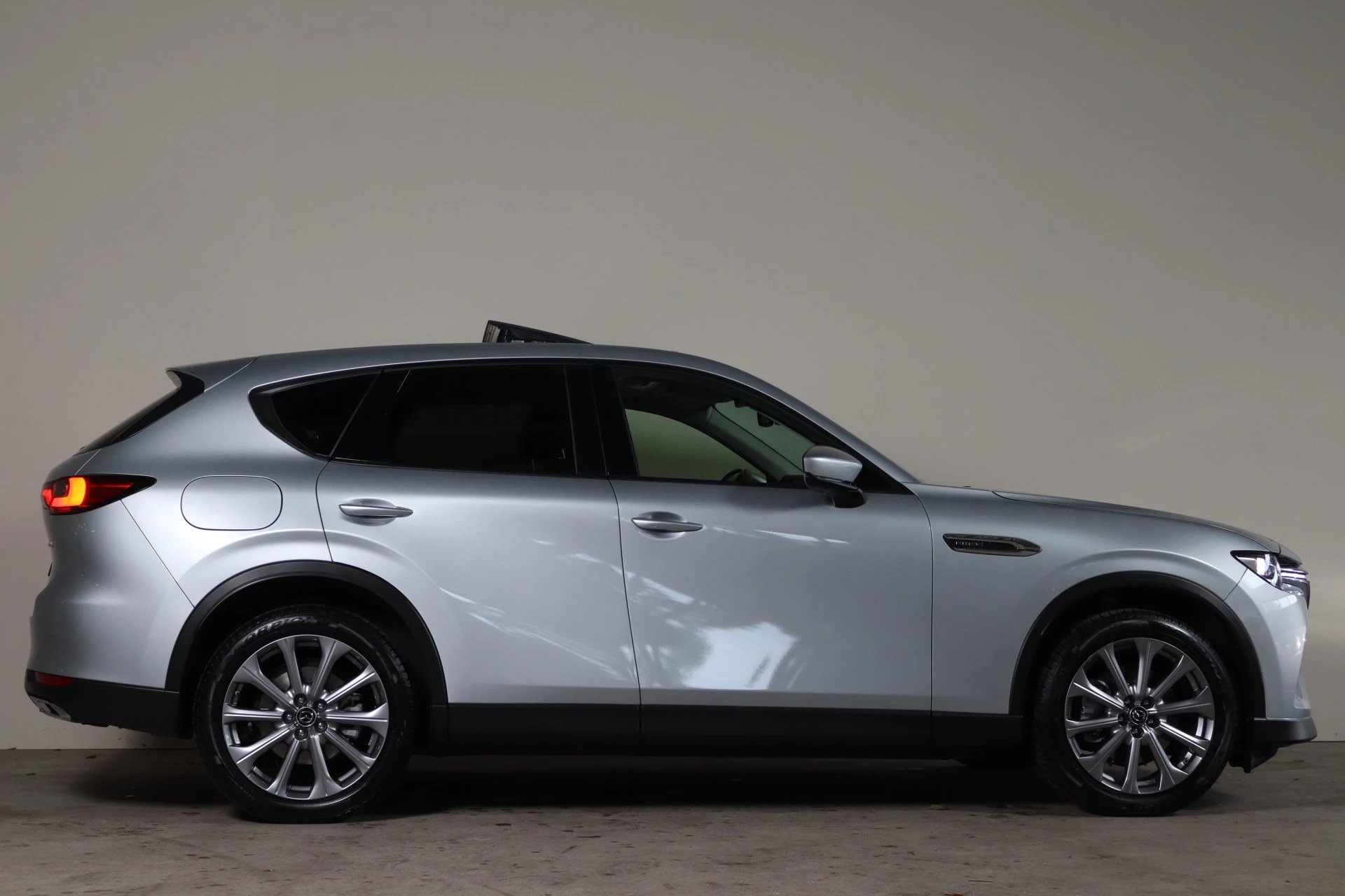 Hoofdafbeelding Mazda CX-60