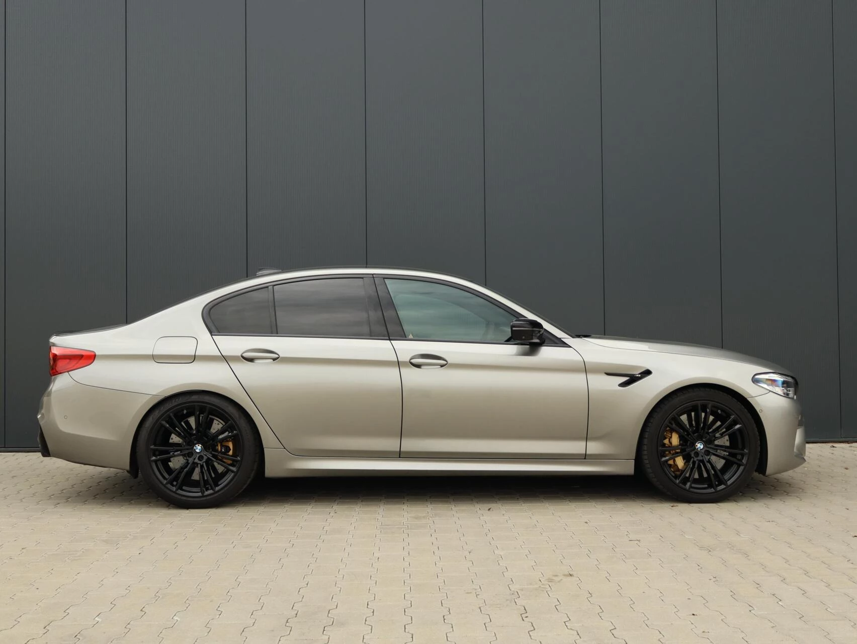 Hoofdafbeelding BMW M5