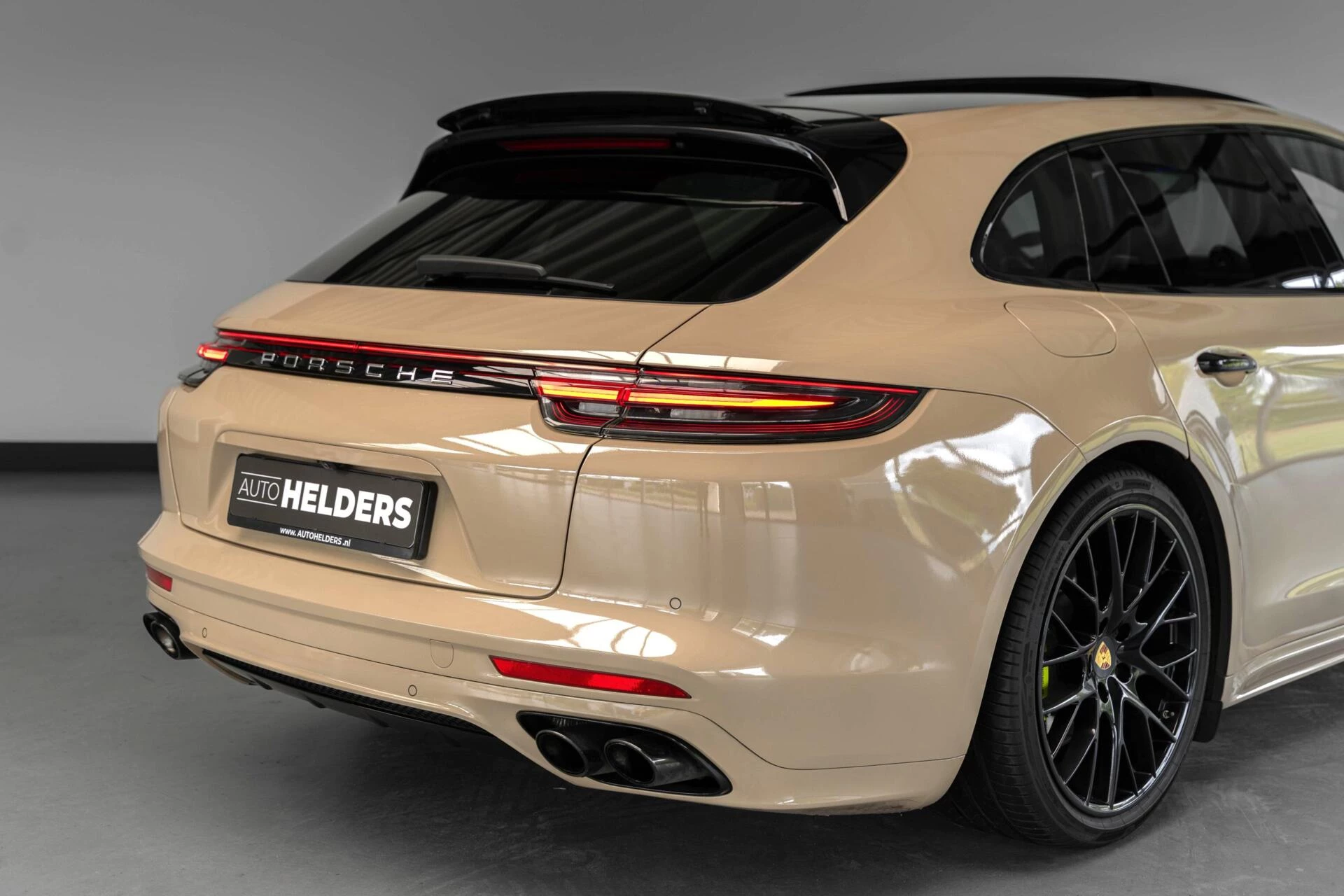 Hoofdafbeelding Porsche Panamera
