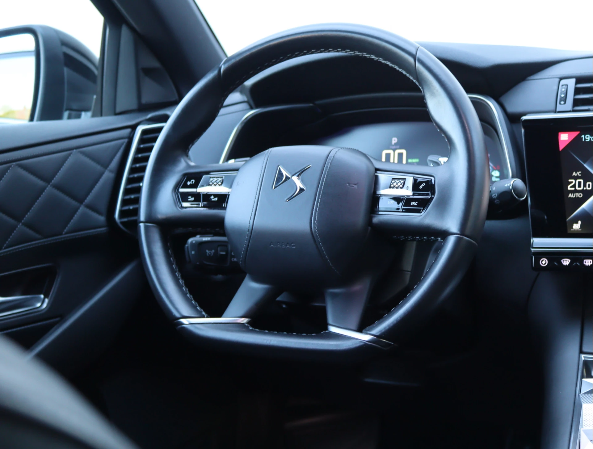 Hoofdafbeelding DS DS 7