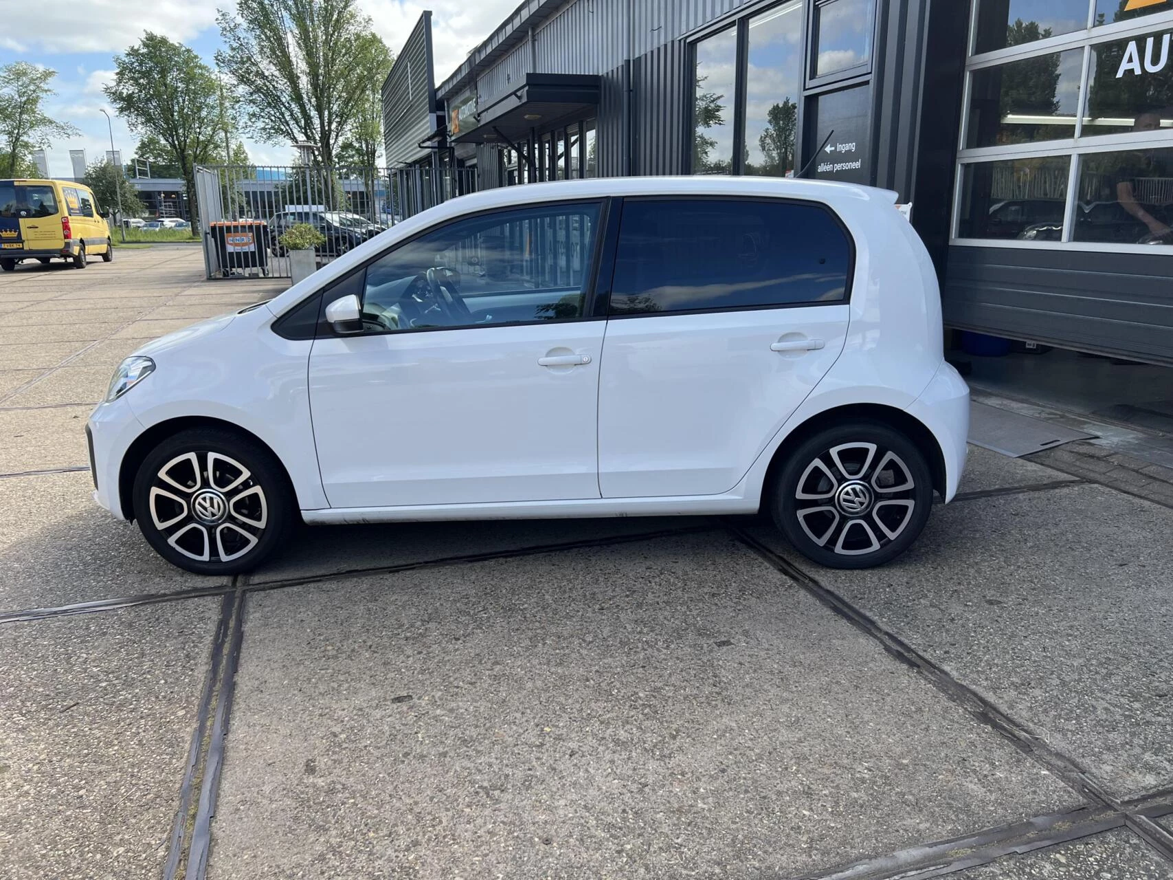 Hoofdafbeelding Volkswagen up!