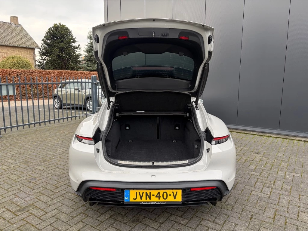 Hoofdafbeelding Porsche Taycan