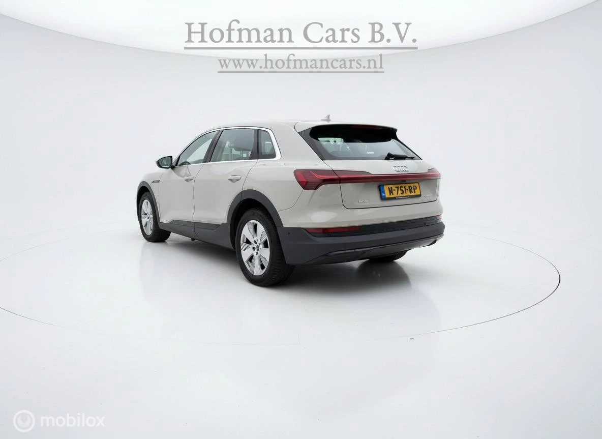 Hoofdafbeelding Audi e-tron