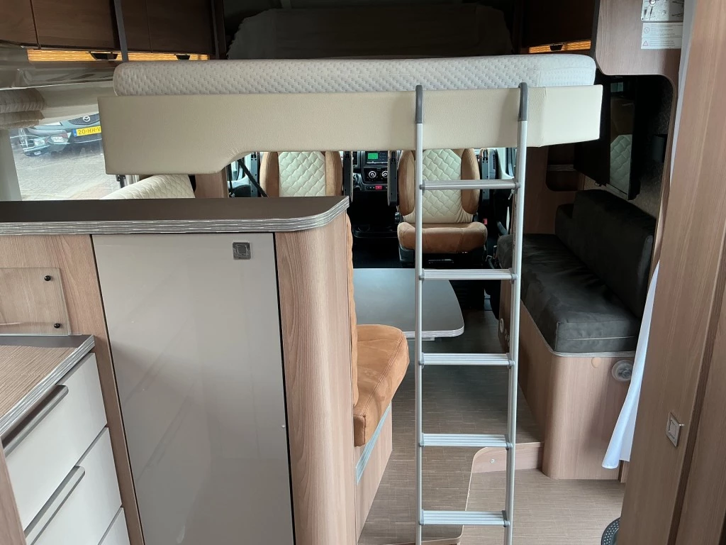 Hoofdafbeelding Bürstner Ixeo Bt6801