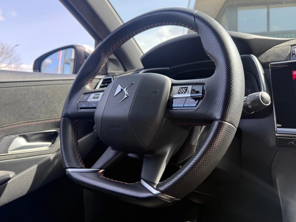 Hoofdafbeelding DS DS 7