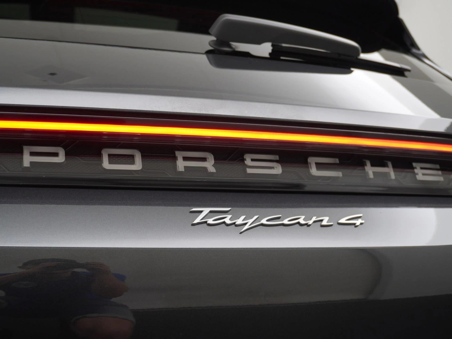 Hoofdafbeelding Porsche Taycan