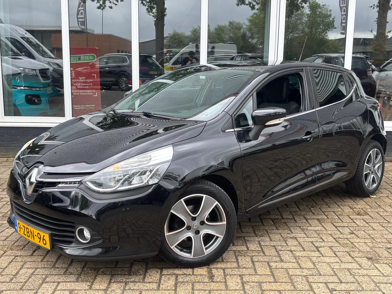 Hoofdafbeelding Renault Clio