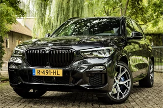 BMW X5 xDrive45e M Sport Full Black 21" Comfort Access Trekhaak