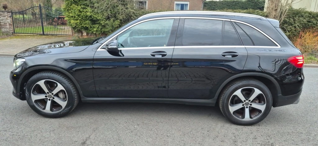 Hoofdafbeelding Mercedes-Benz GLC