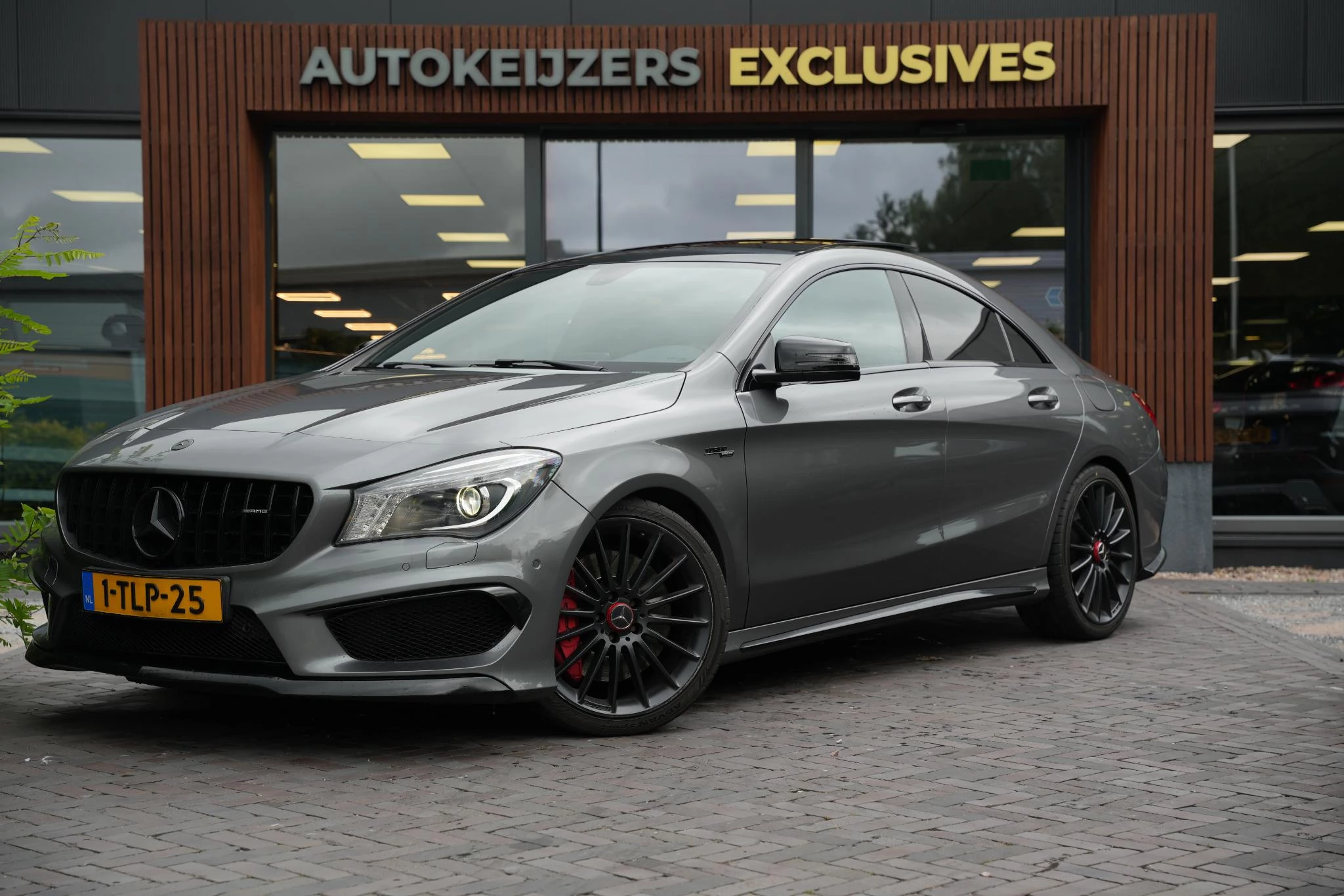 Hoofdafbeelding Mercedes-Benz CLA