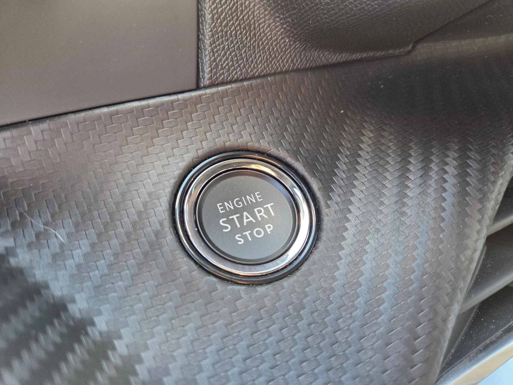 Hoofdafbeelding Peugeot e-2008