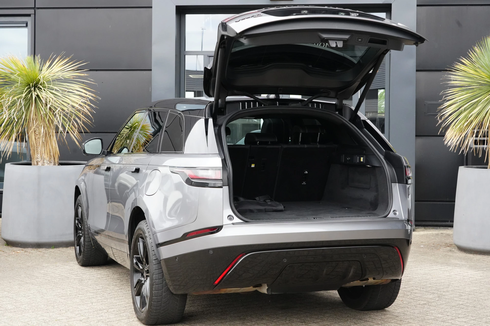 Hoofdafbeelding Land Rover Range Rover Velar