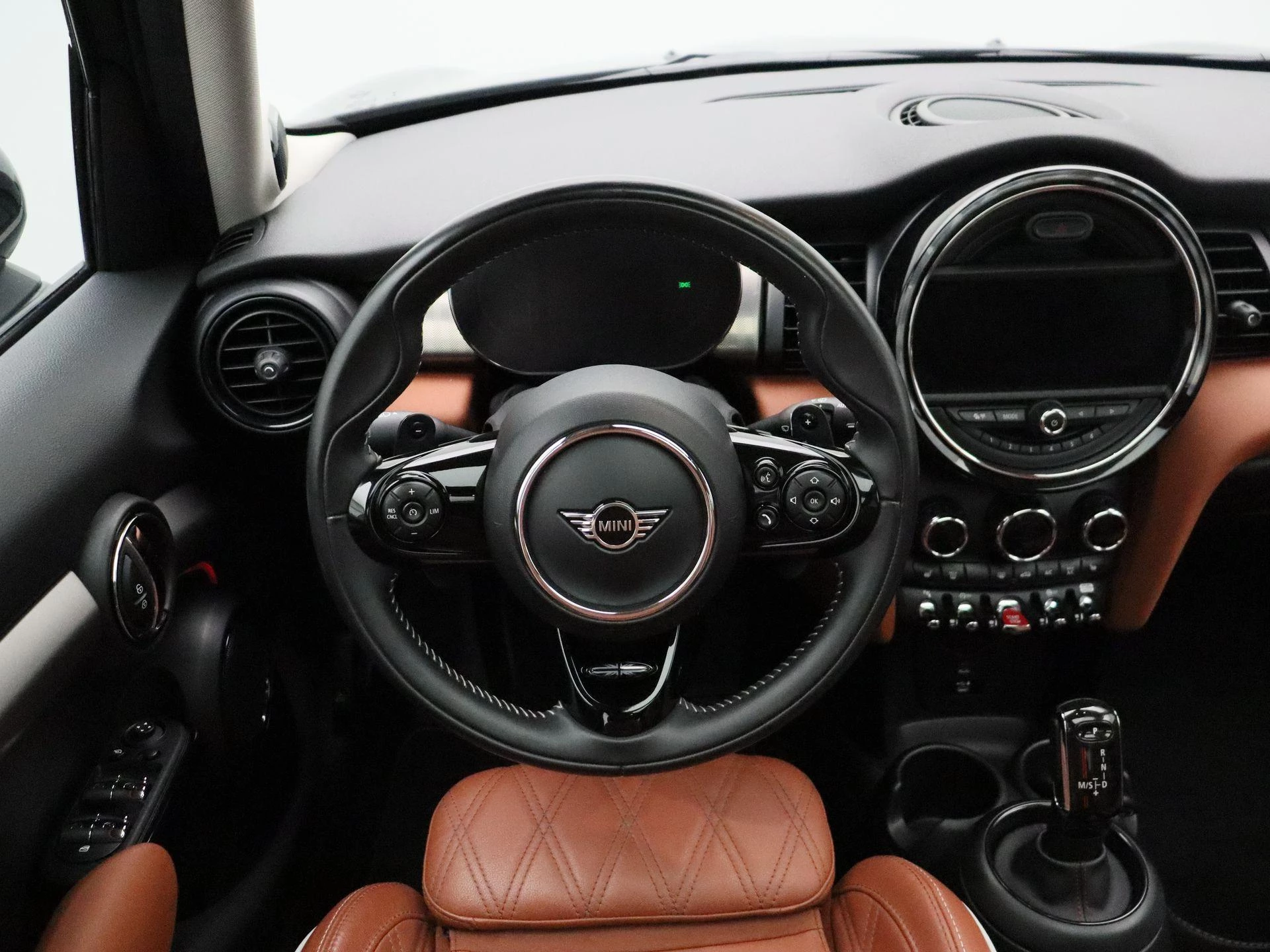 Hoofdafbeelding MINI 5-deurs