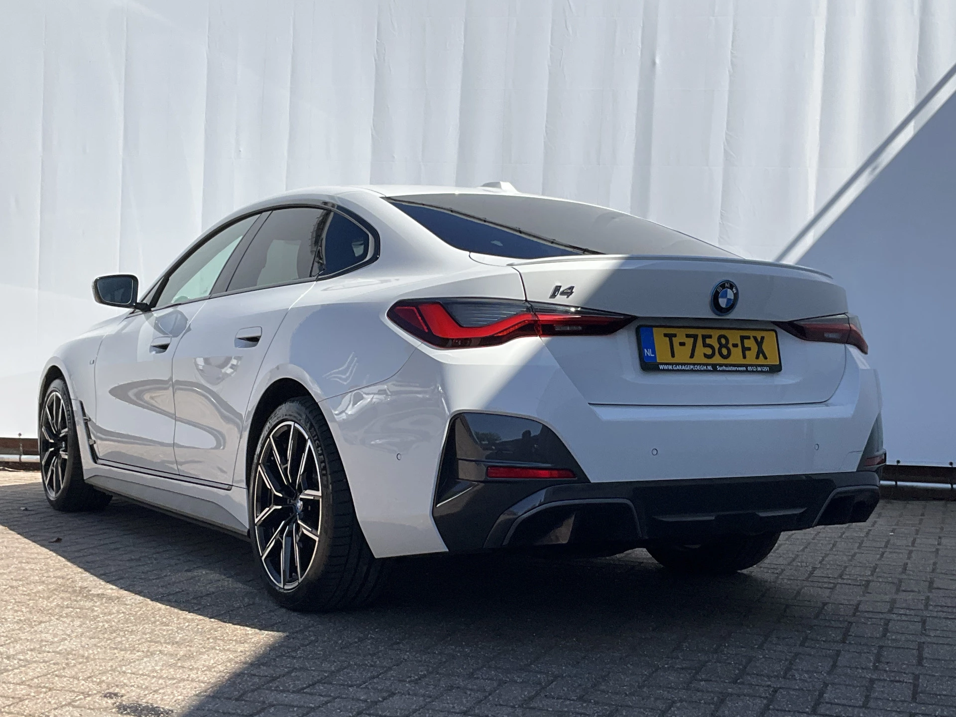 Hoofdafbeelding BMW i4