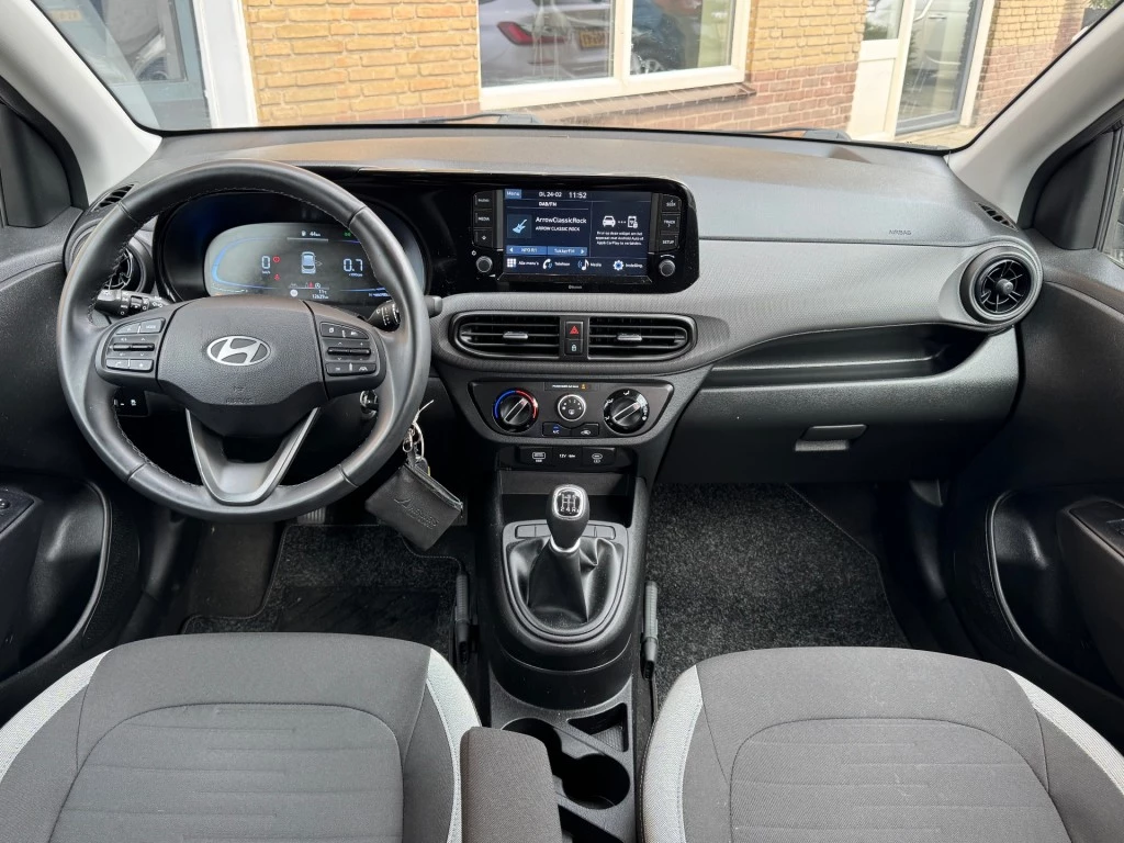 Hoofdafbeelding Hyundai i10