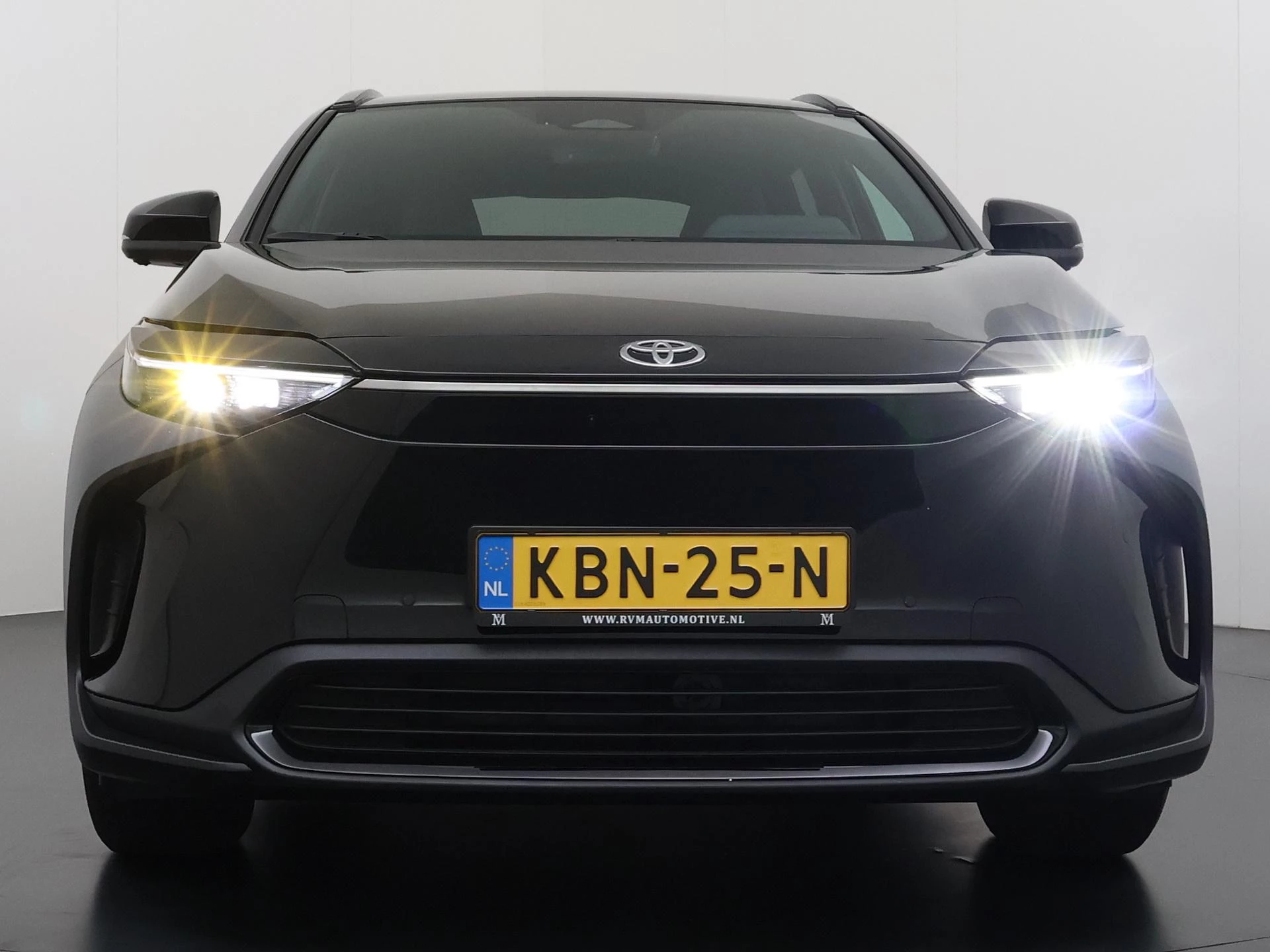 Hoofdafbeelding Toyota bZ4X