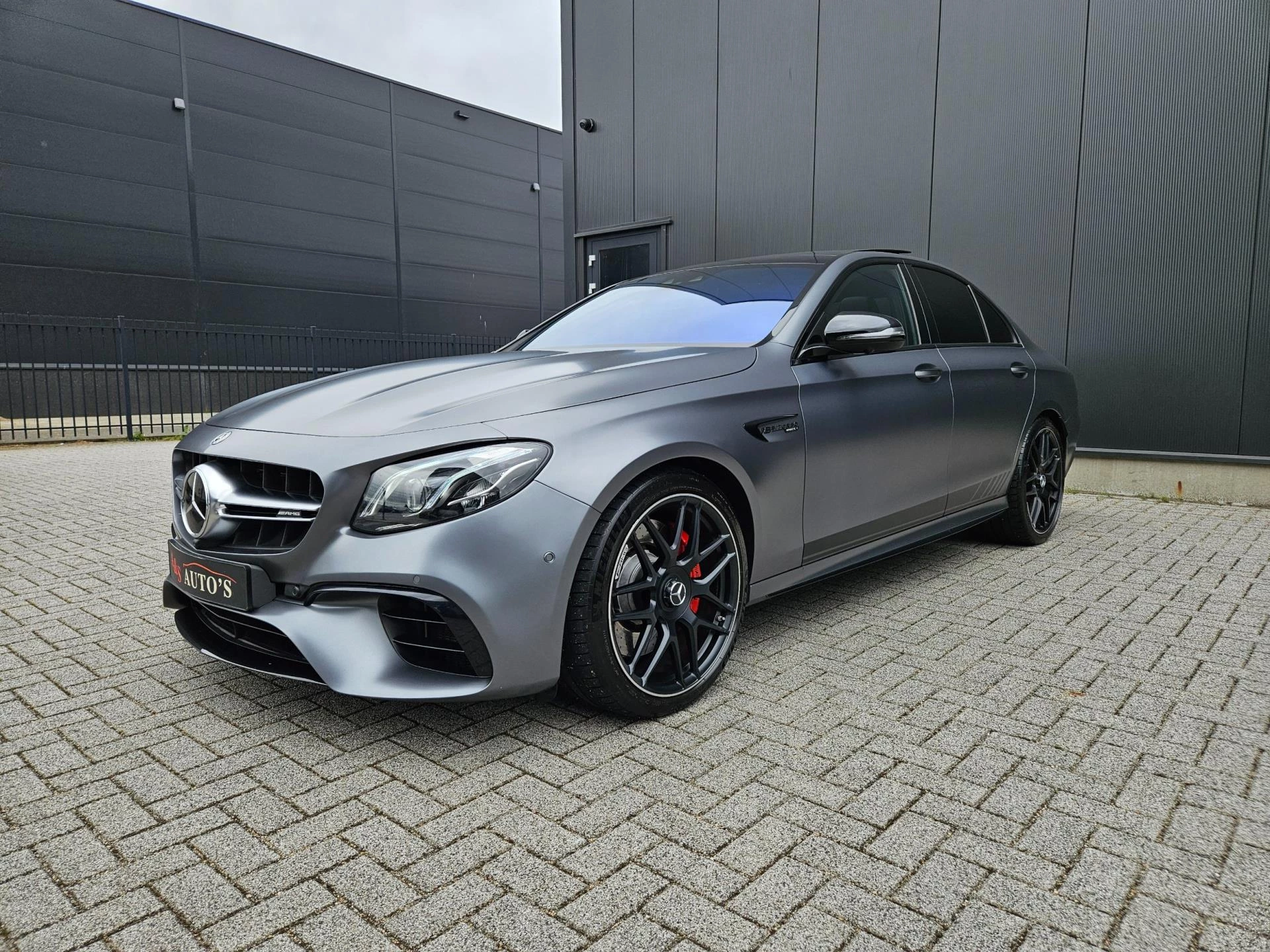 Hoofdafbeelding Mercedes-Benz E-Klasse