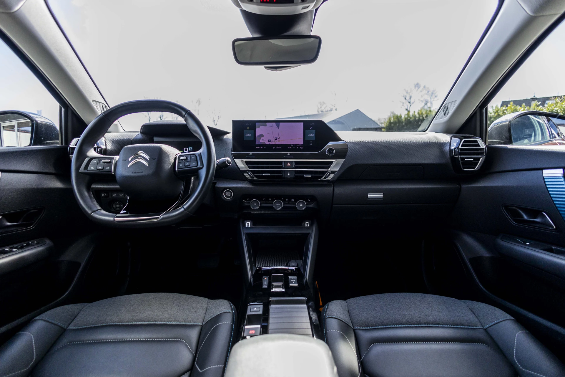 Hoofdafbeelding Citroën ë-C4