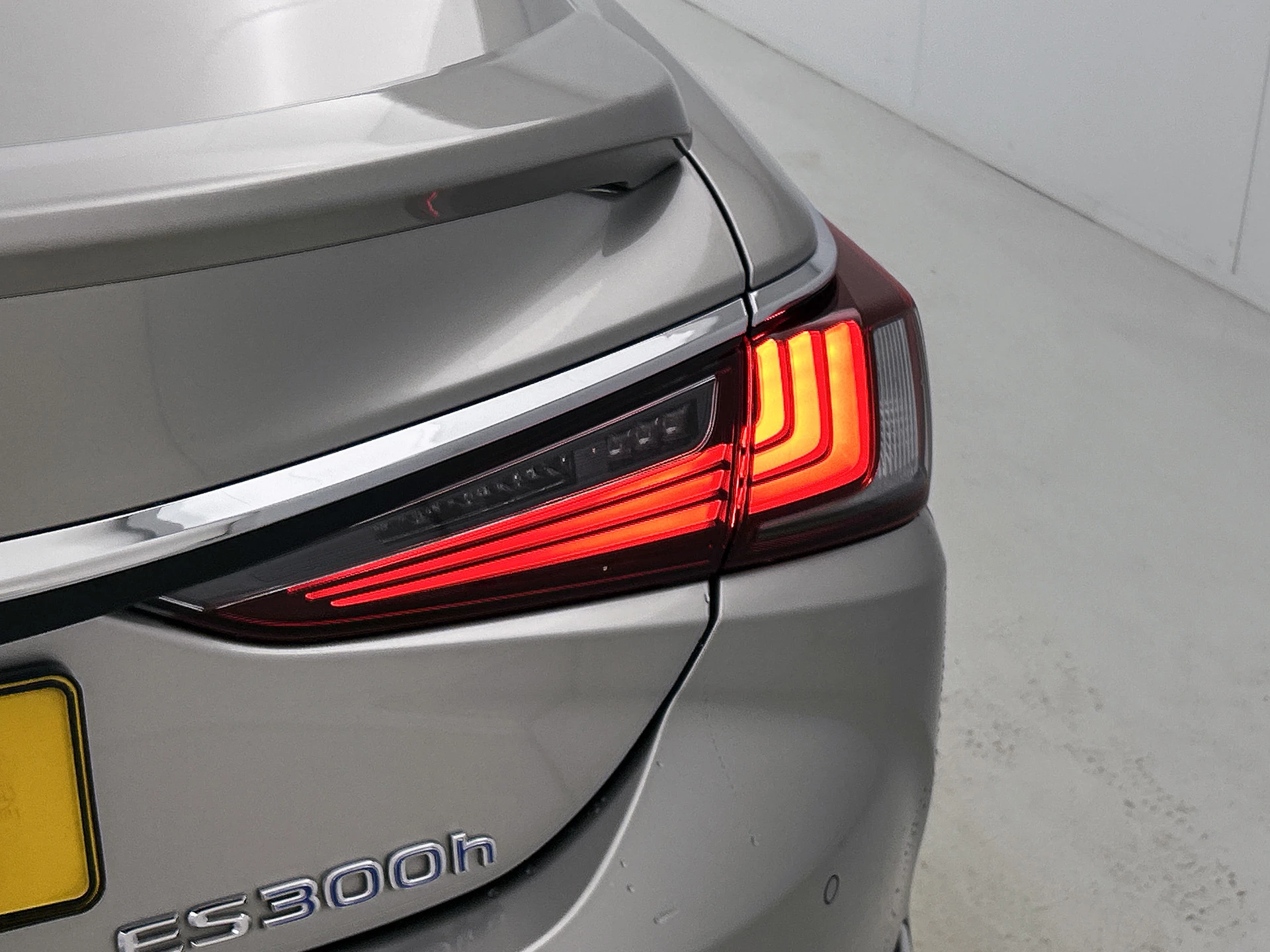 Hoofdafbeelding Lexus ES