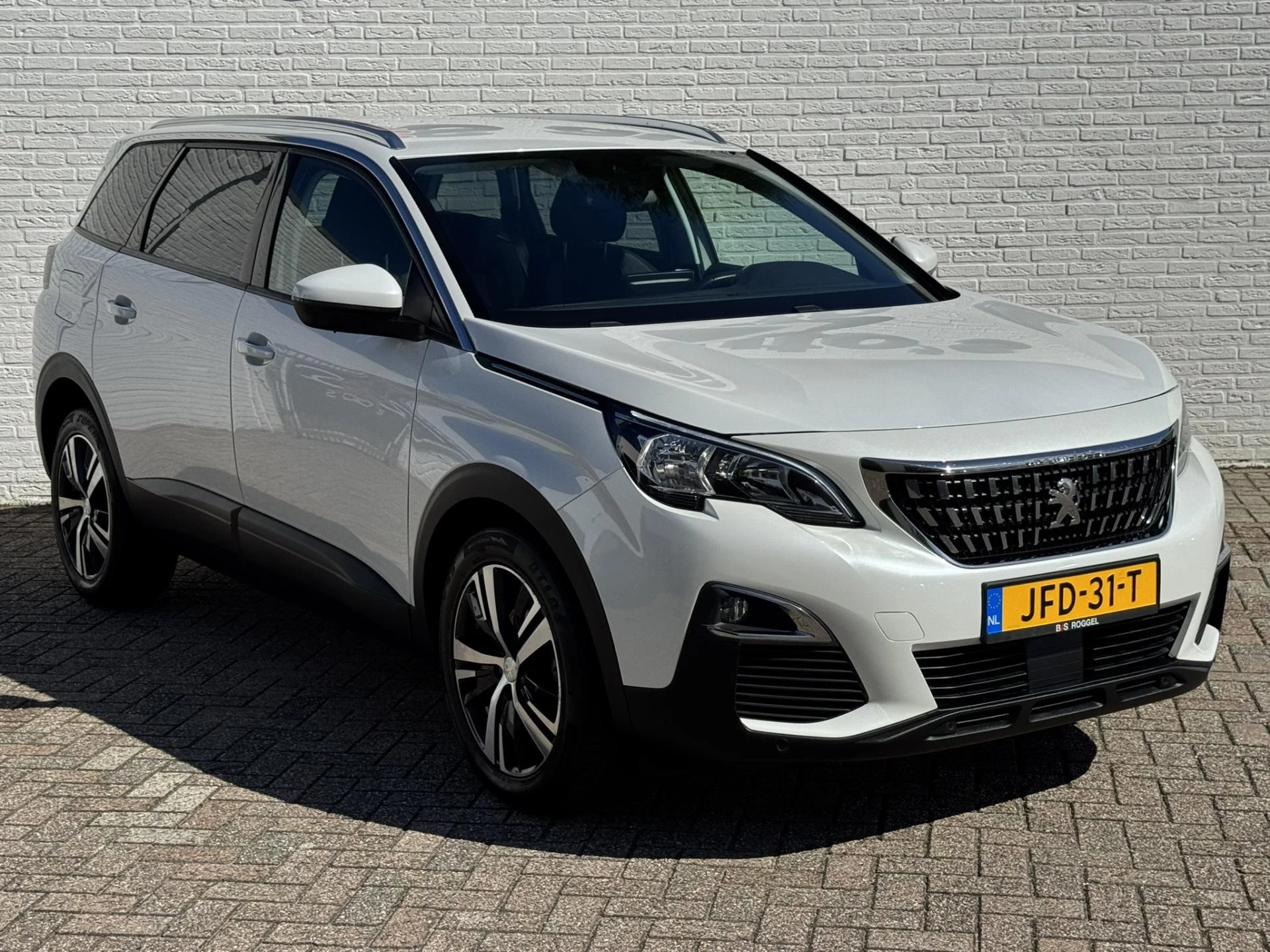 Hoofdafbeelding Peugeot 5008