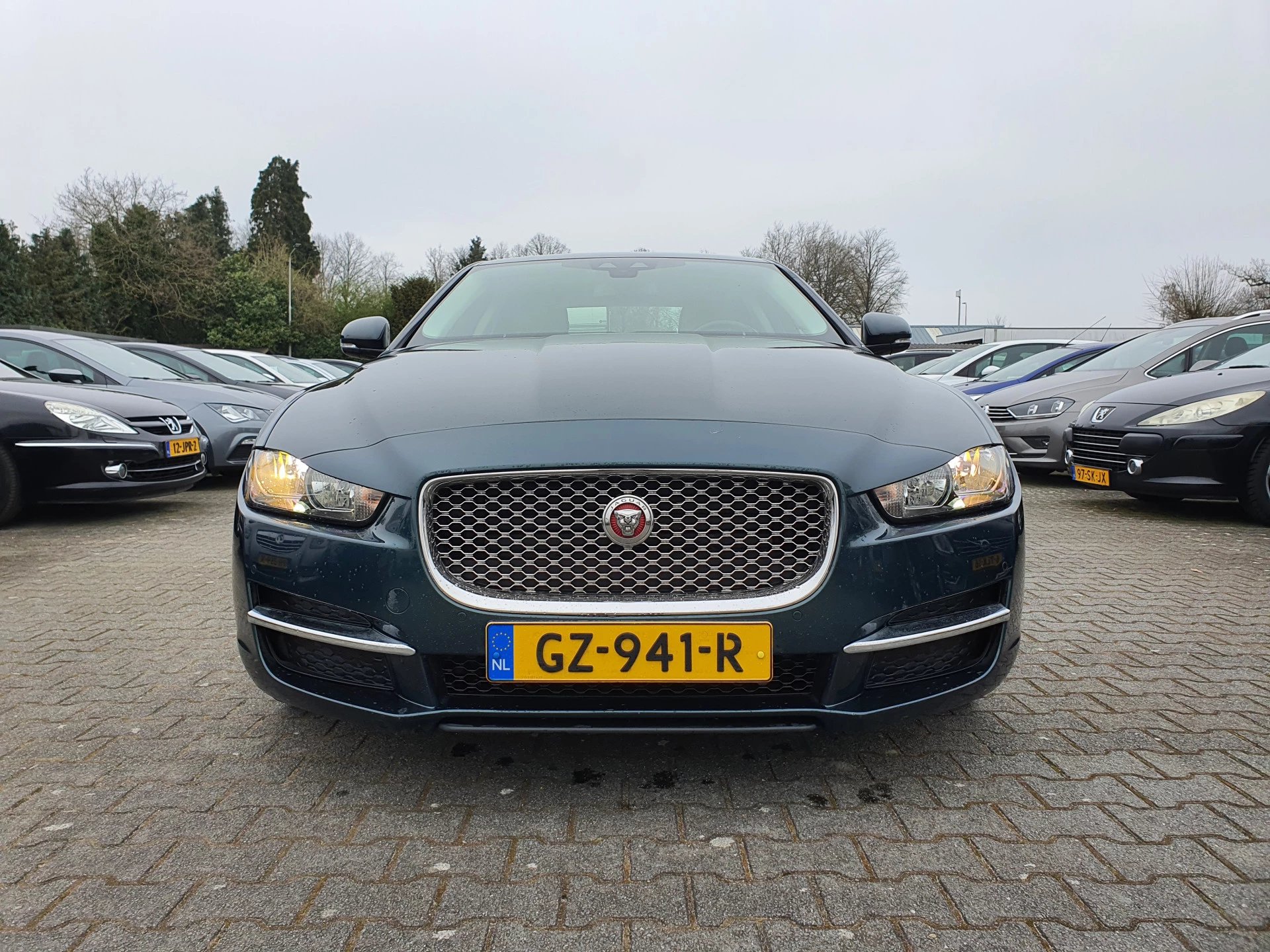 Hoofdafbeelding Jaguar XE