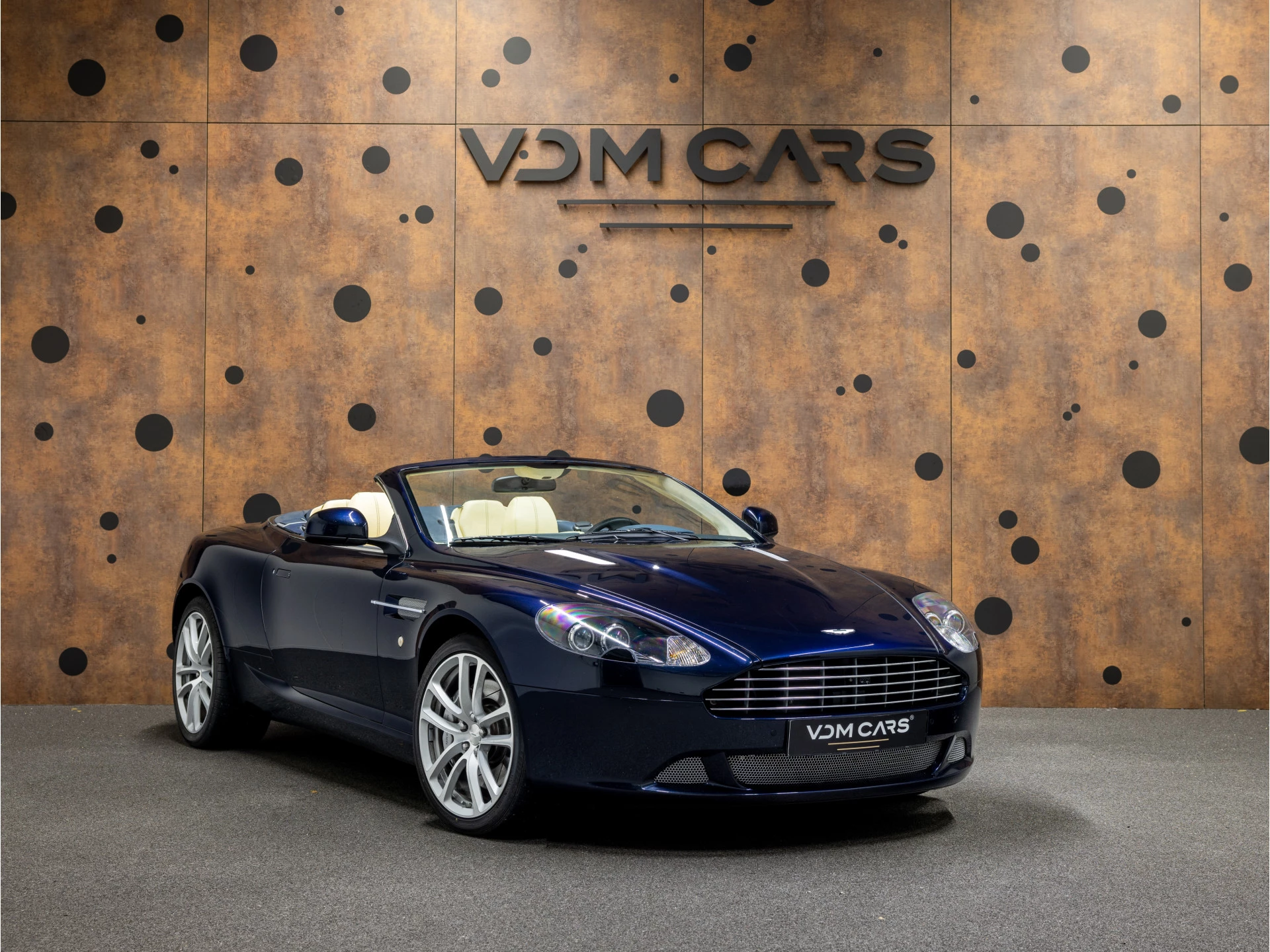 Hoofdafbeelding Aston Martin DB9