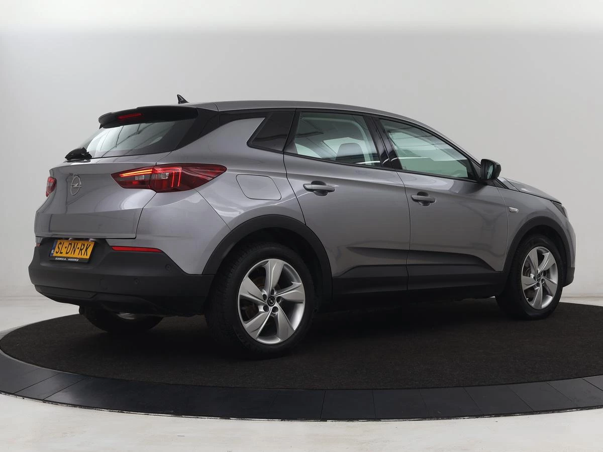 Hoofdafbeelding Opel Grandland X