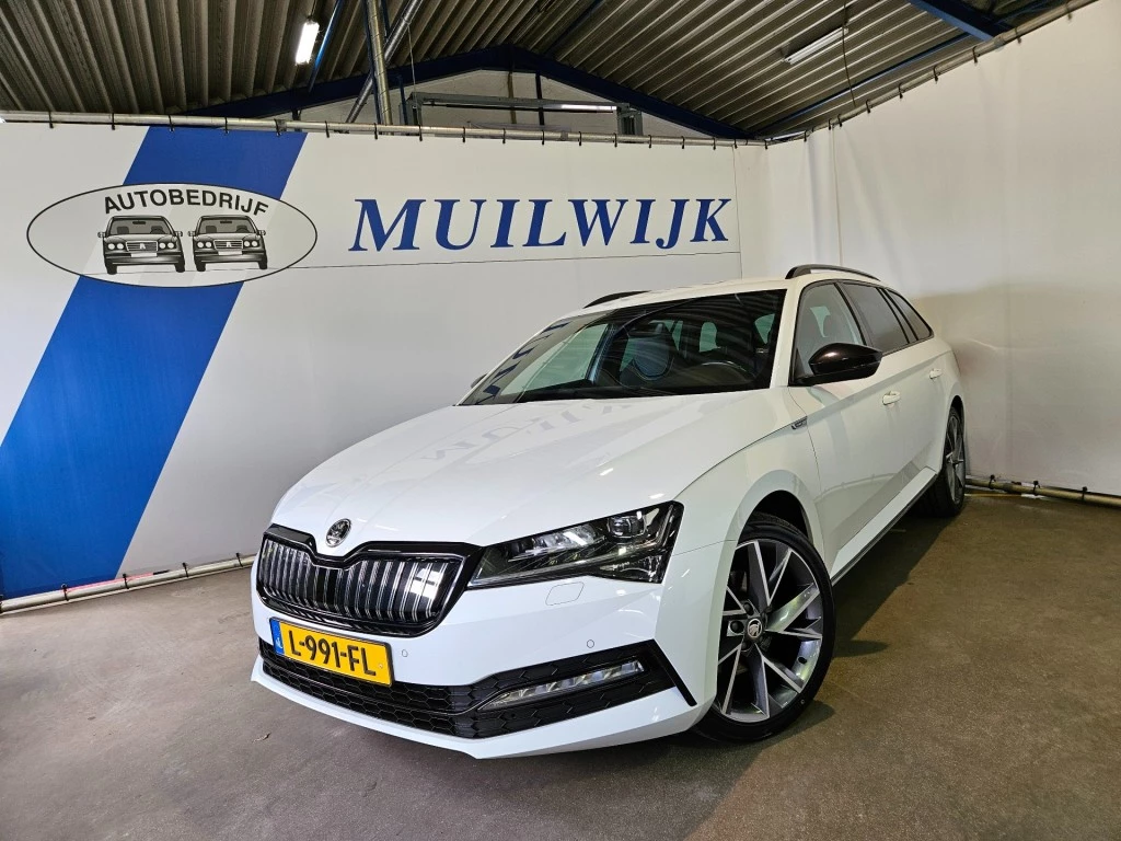 Hoofdafbeelding Škoda Superb