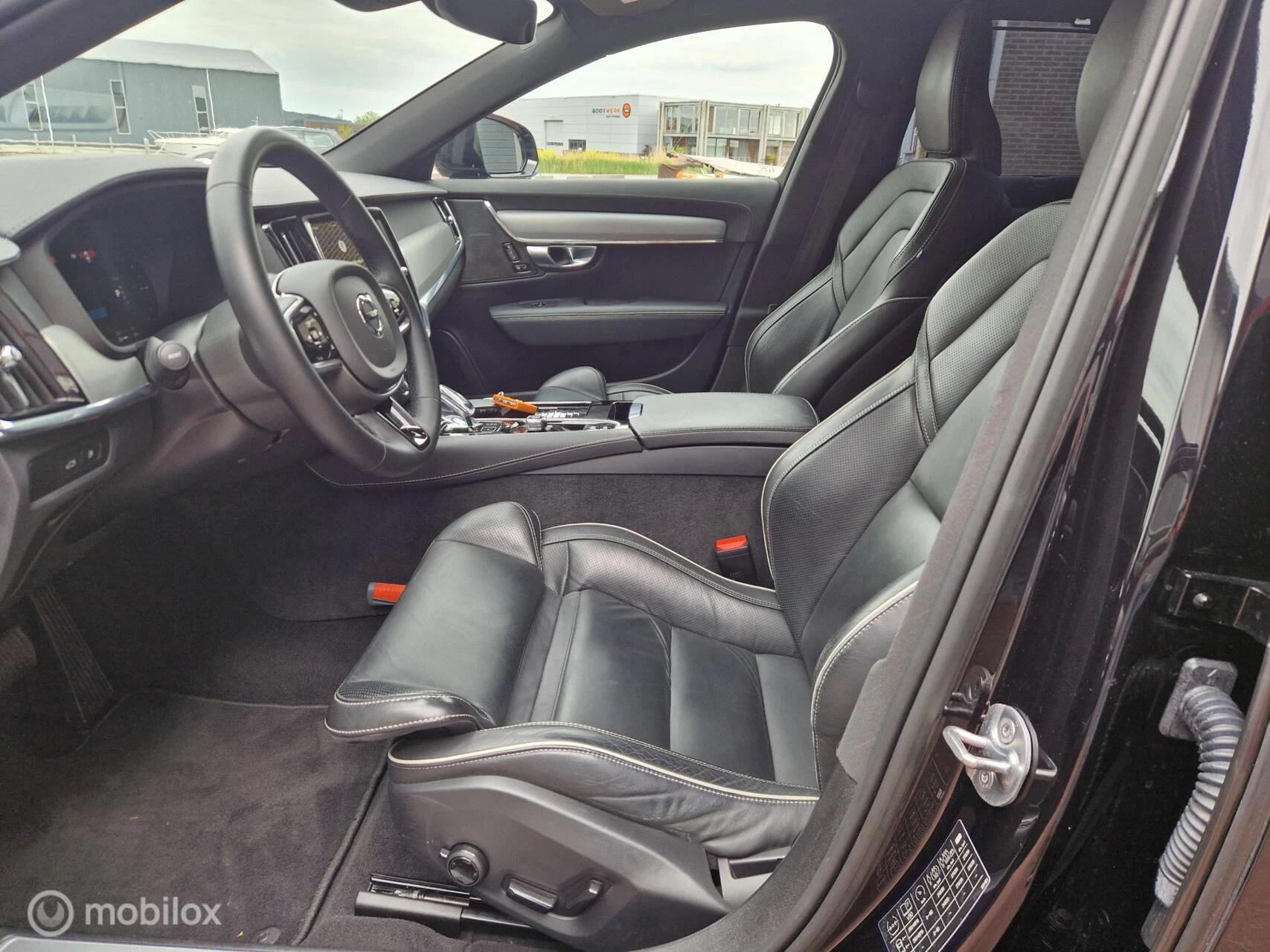 Hoofdafbeelding Volvo V90