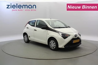 Hoofdafbeelding Toyota Aygo Toyota Aygo 1.0 VVT-i x-fun 5 deurs - Airco