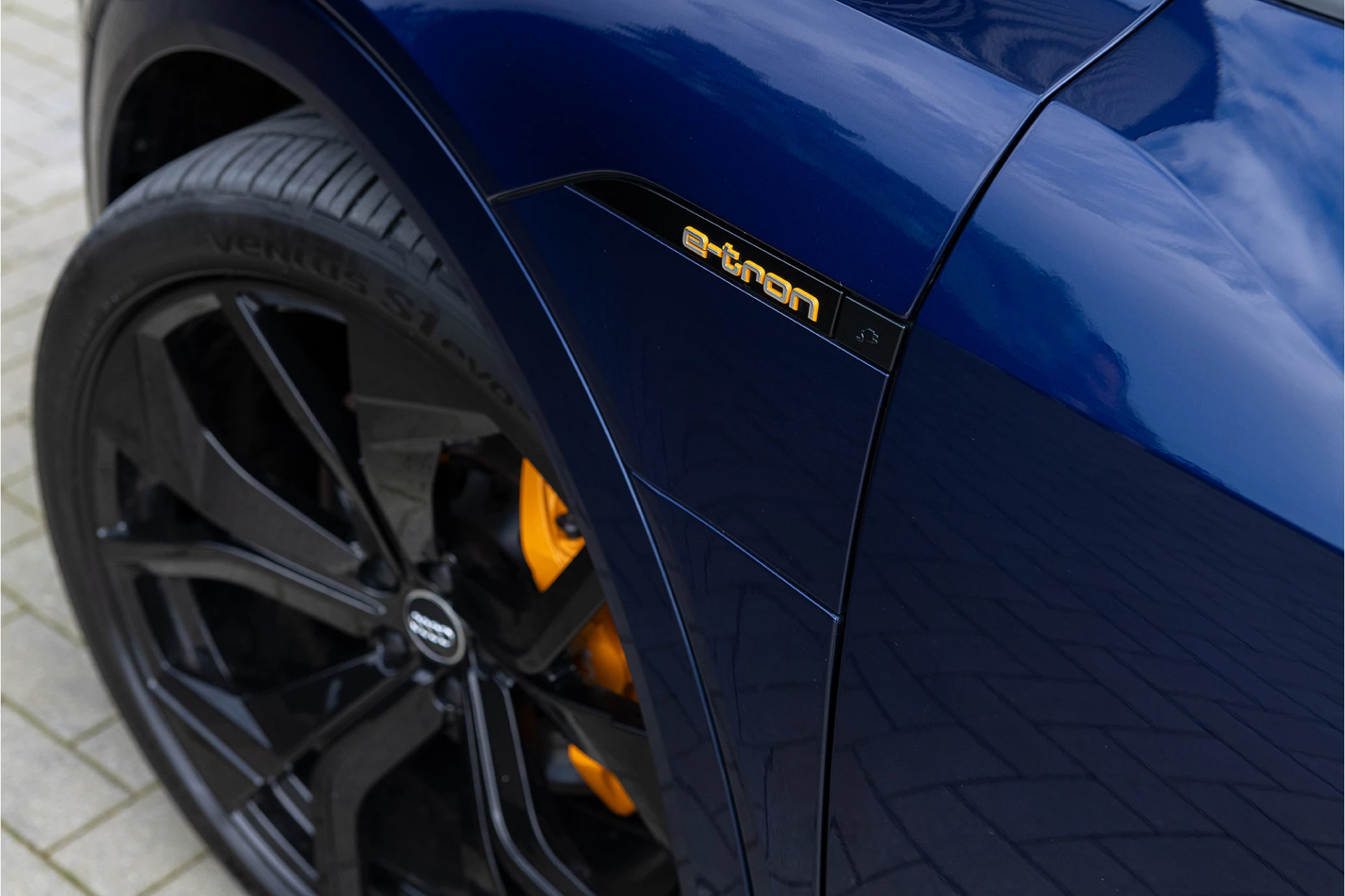 Hoofdafbeelding Audi e-tron