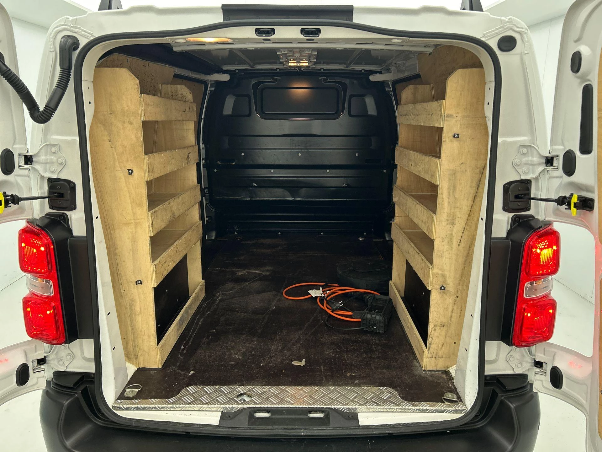 Hoofdafbeelding Peugeot e-Expert