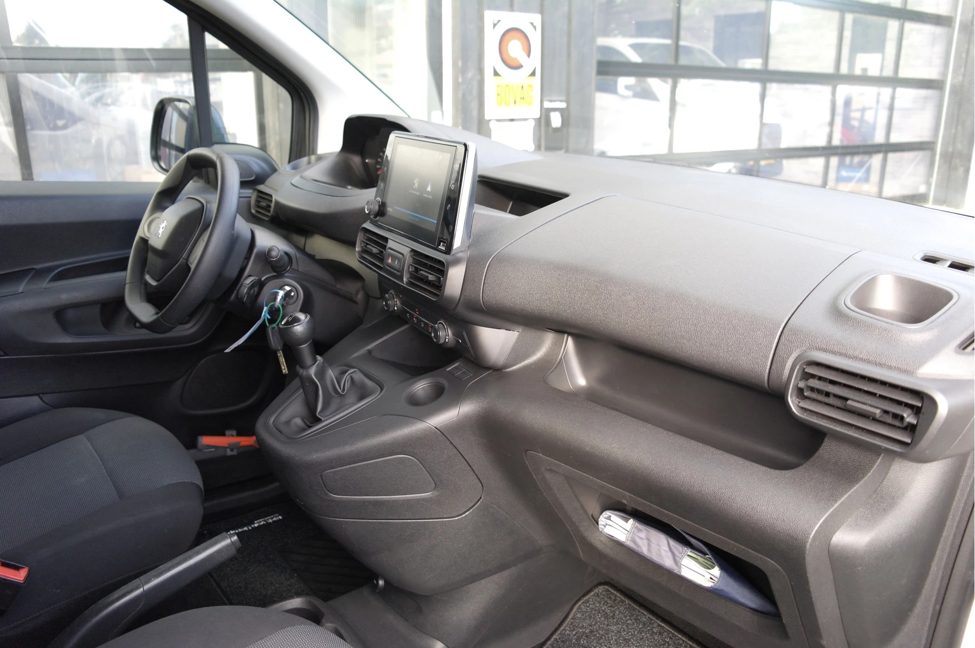 Hoofdafbeelding Peugeot Partner