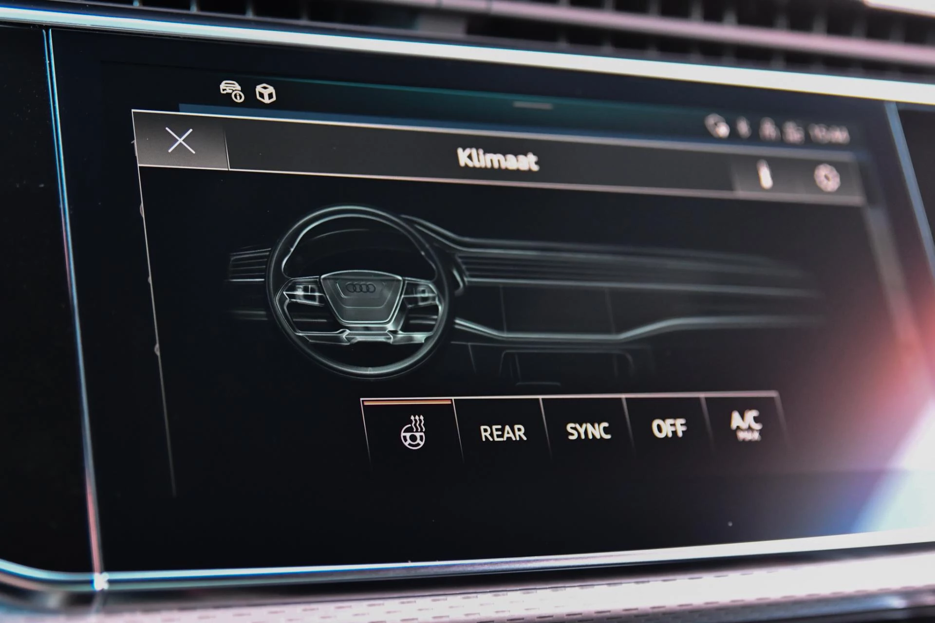 Hoofdafbeelding Audi Q8