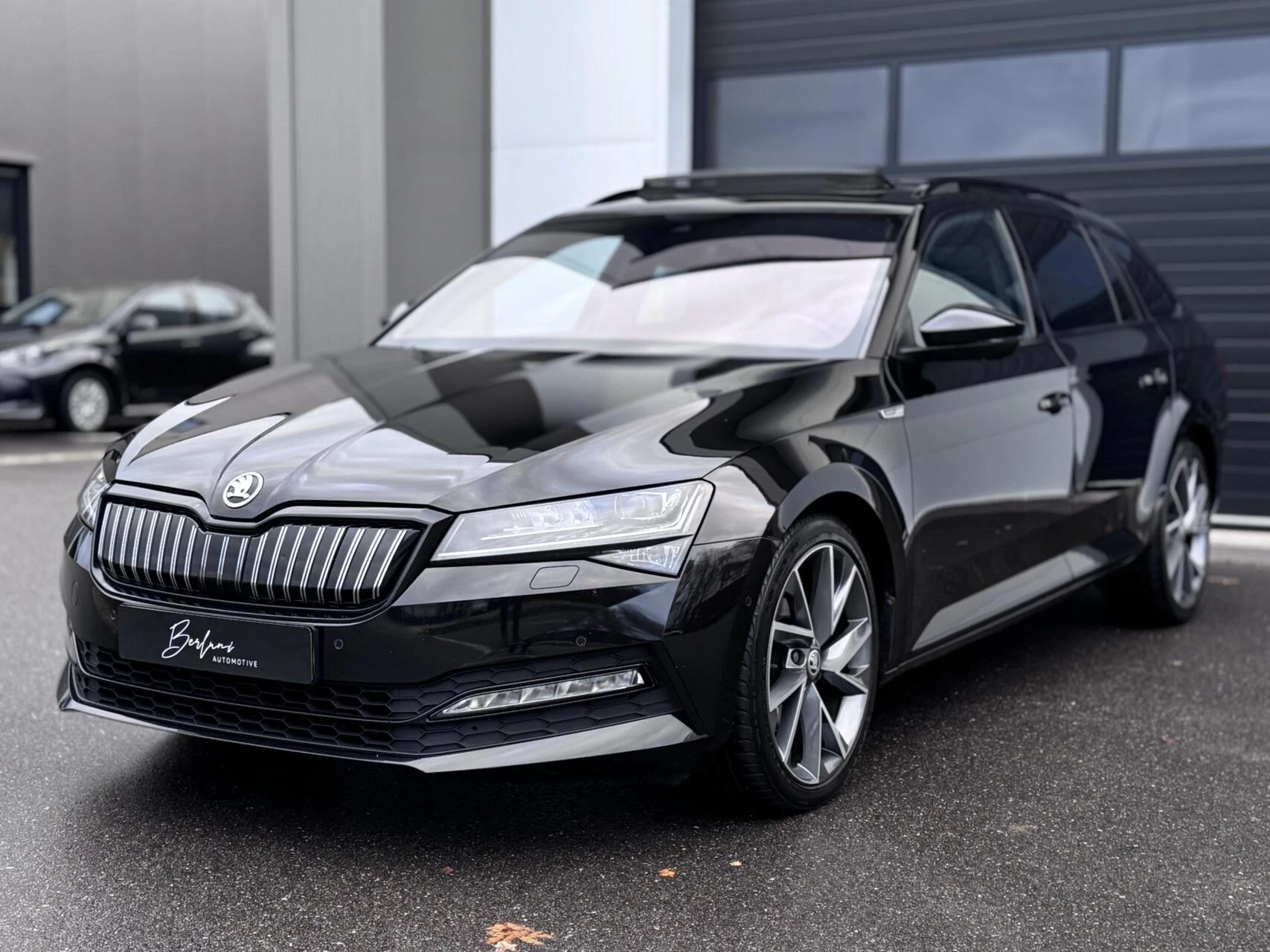 Hoofdafbeelding Škoda Superb