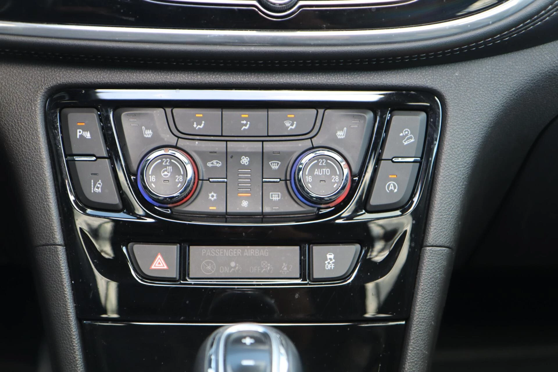 Hoofdafbeelding Opel Mokka X
