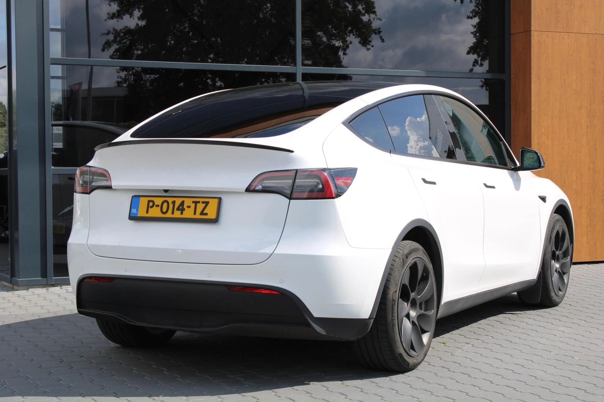Hoofdafbeelding Tesla Model Y