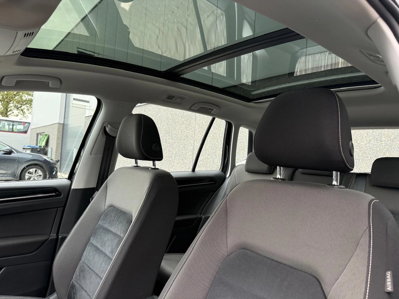 Hoofdafbeelding Volkswagen Golf Sportsvan