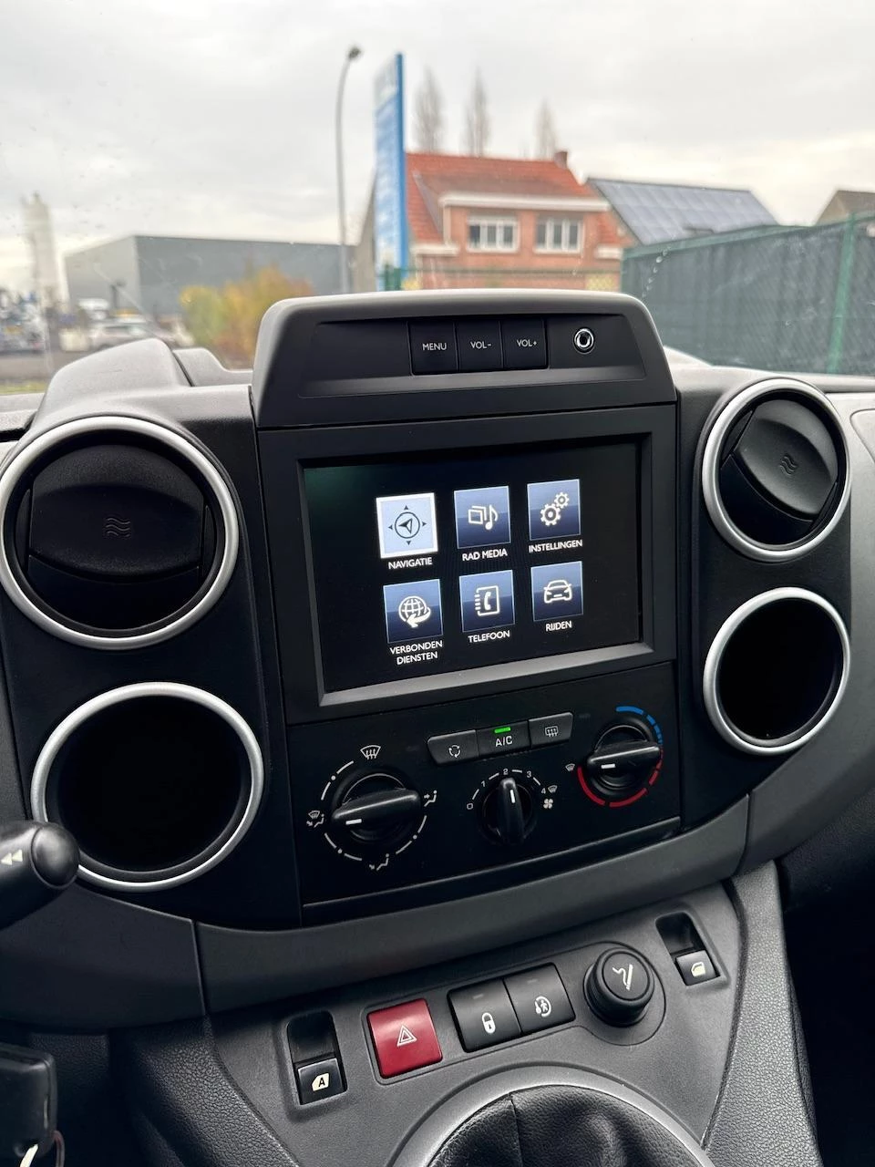 Hoofdafbeelding Peugeot Partner