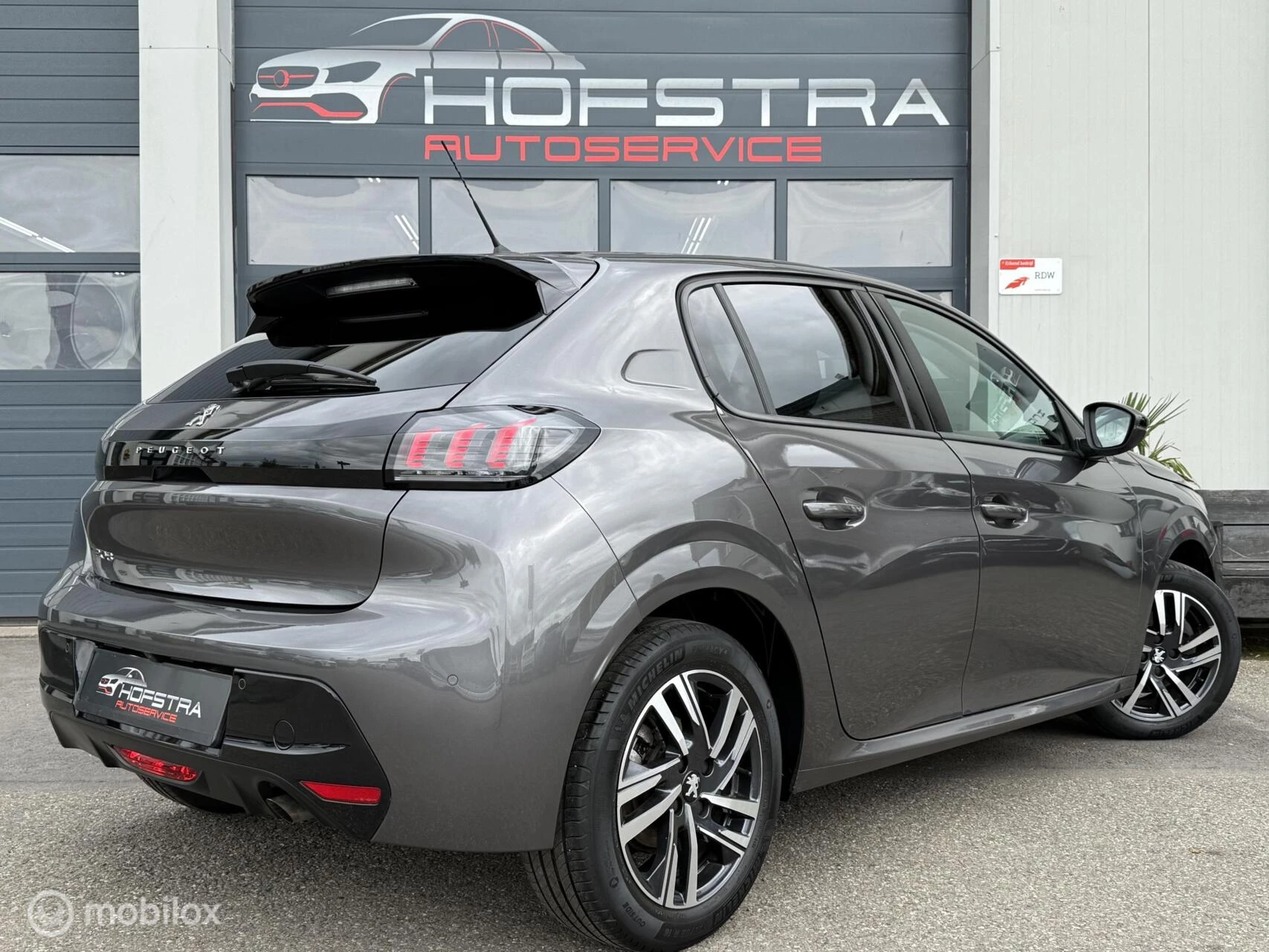 Hoofdafbeelding Peugeot 208