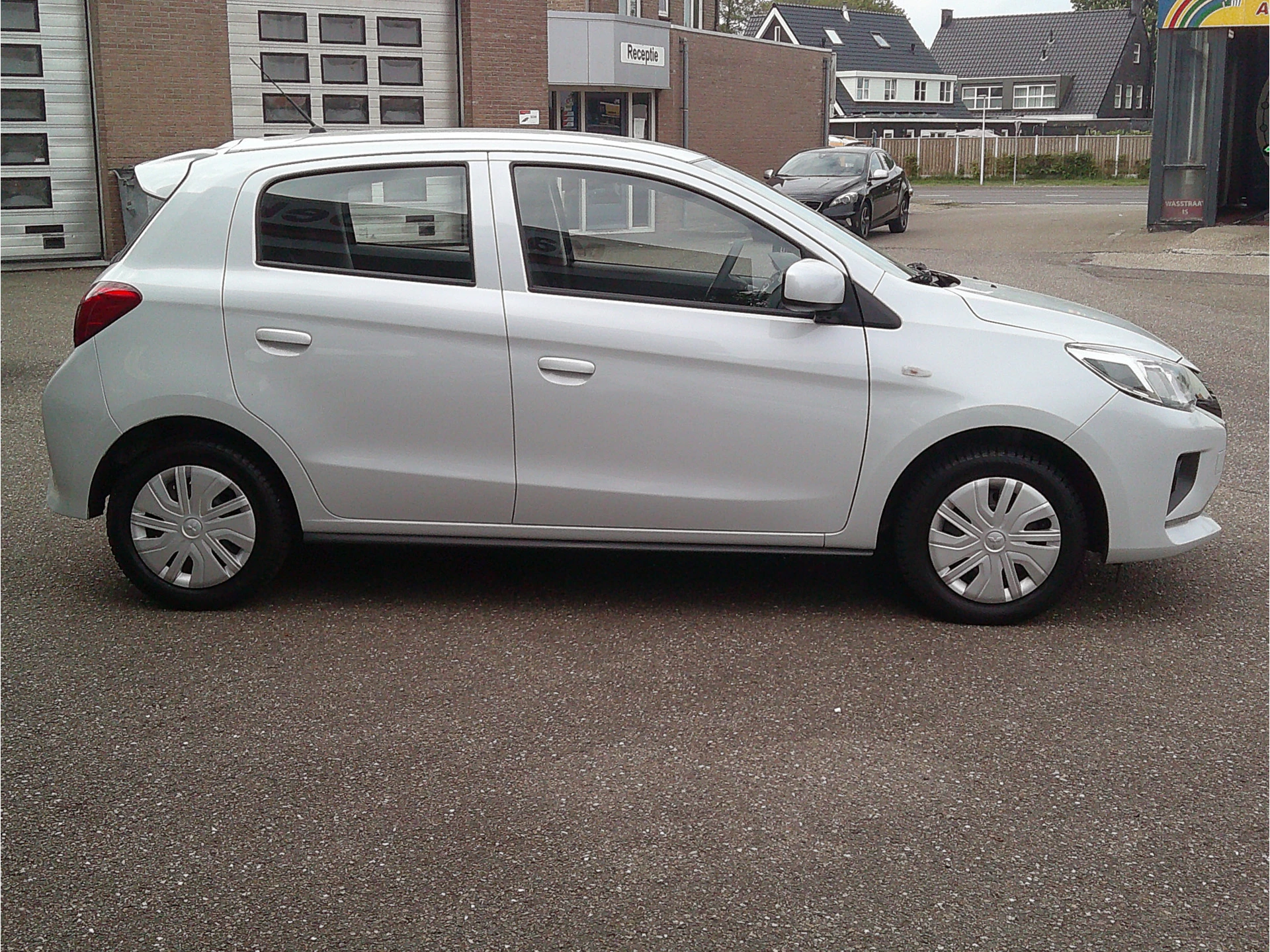 Hoofdafbeelding Mitsubishi Space Star