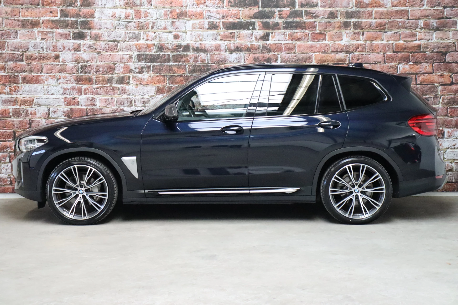 Hoofdafbeelding BMW iX3
